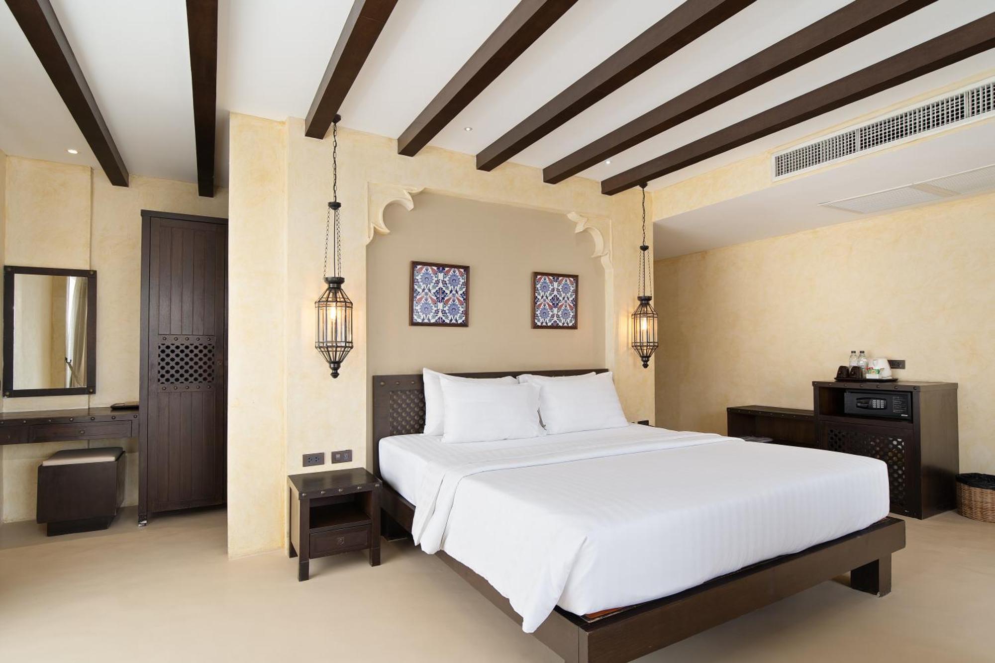 Hotel Dewan Bangkok