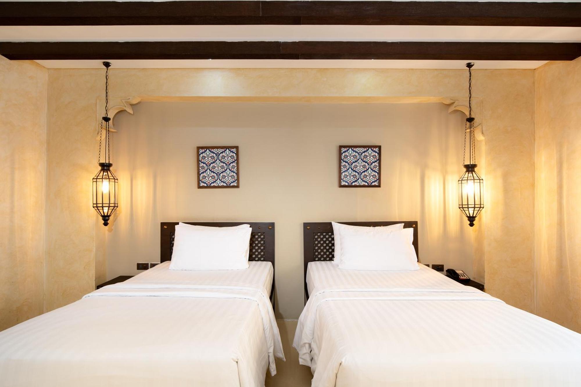 Dewan Hotel Bangkok